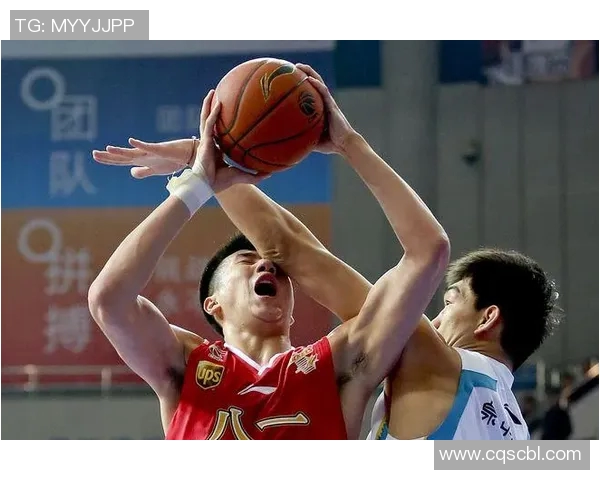 邹雨宸的篮球之路：从青涩少年到职业赛场的奋斗与荣耀